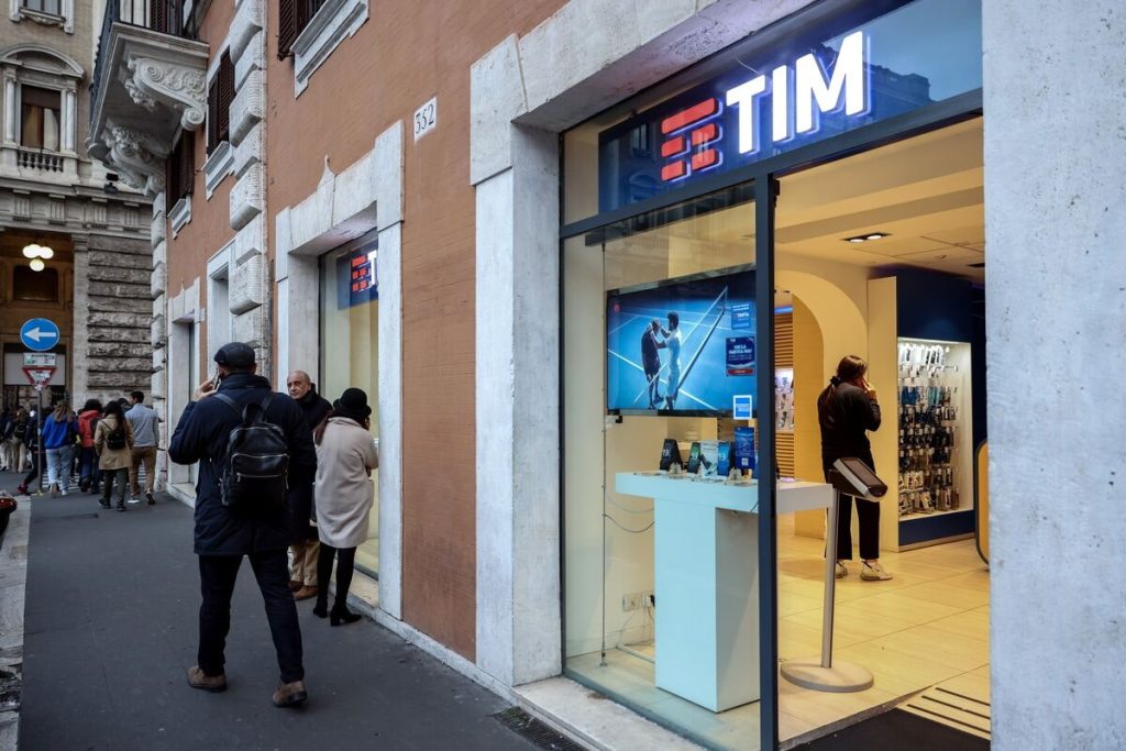 TIM Store in Milan